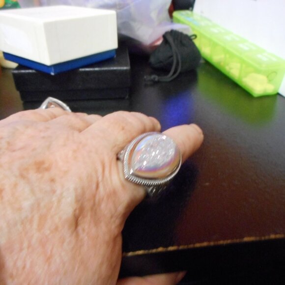 Ladies/men's Large size Rhinestone Ring sz 9 I can't find any markings ... - Picture 8 of 10